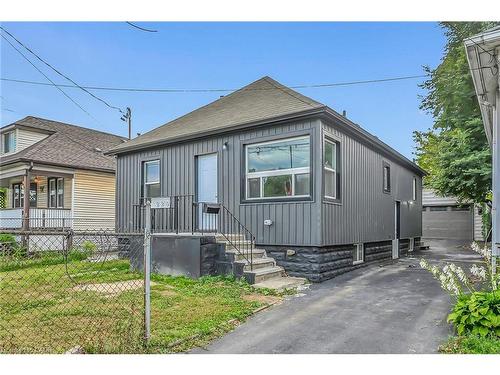 220 Grenfell Street, Hamilton, ON - Outdoor