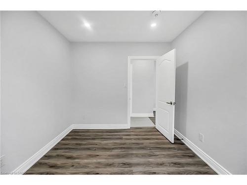 220 Grenfell Street, Hamilton, ON - Indoor Photo Showing Other Room