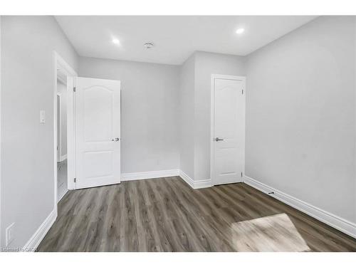 220 Grenfell Street, Hamilton, ON - Indoor Photo Showing Other Room