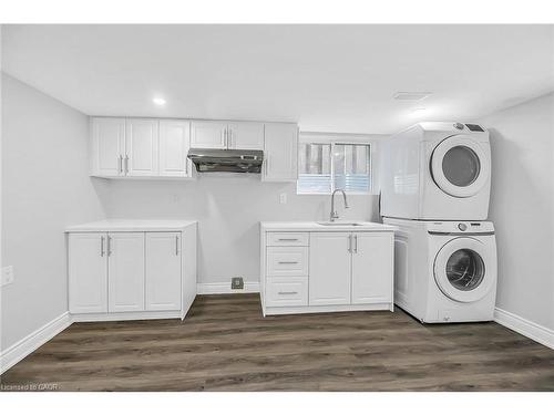 220 Grenfell Street, Hamilton, ON - Indoor Photo Showing Laundry Room
