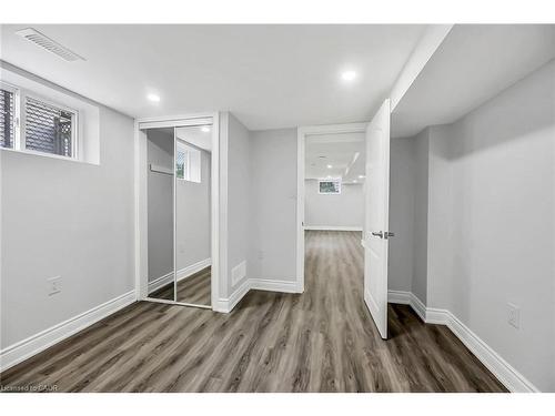 220 Grenfell Street, Hamilton, ON - Indoor Photo Showing Other Room