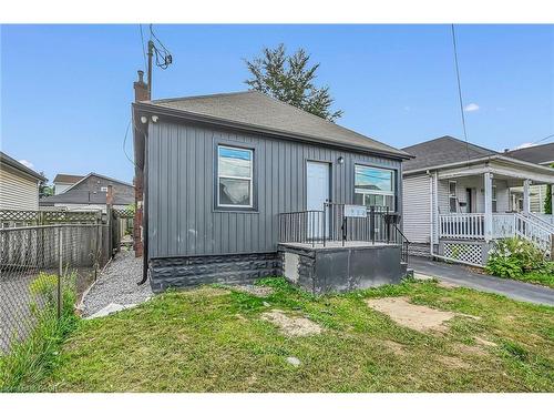 220 Grenfell Street, Hamilton, ON - Outdoor With Deck Patio Veranda