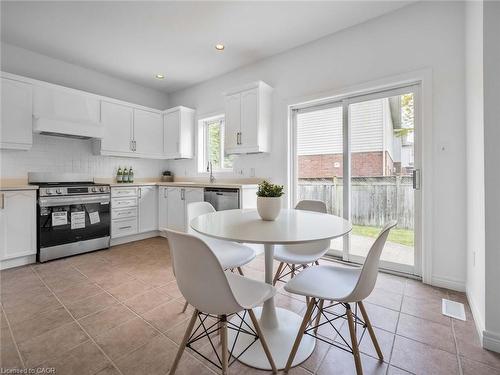 5228 Garland Crescent, Burlington, ON - Indoor