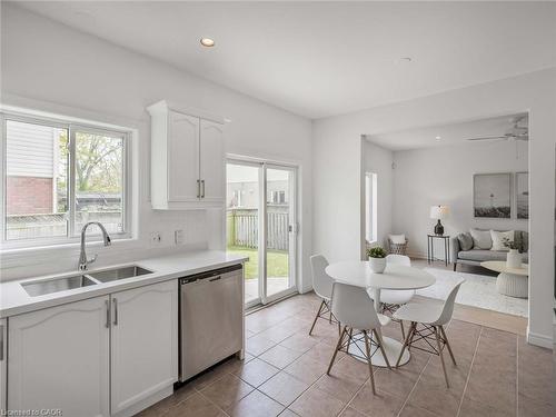 5228 Garland Crescent, Burlington, ON - Indoor