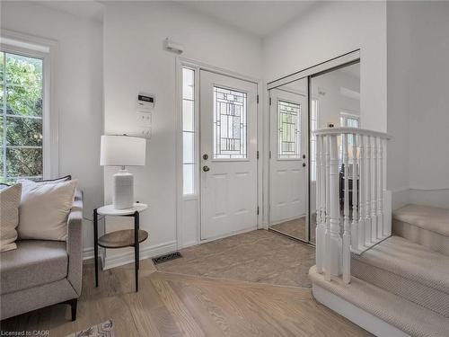 5228 Garland Crescent, Burlington, ON - Indoor Photo Showing Other Room