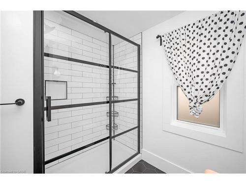 191 Gilmore Road, Fort Erie, ON - Indoor Photo Showing Other Room