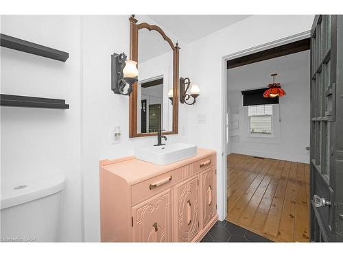 191 Gilmore Road, Fort Erie, ON - Indoor Photo Showing Bathroom