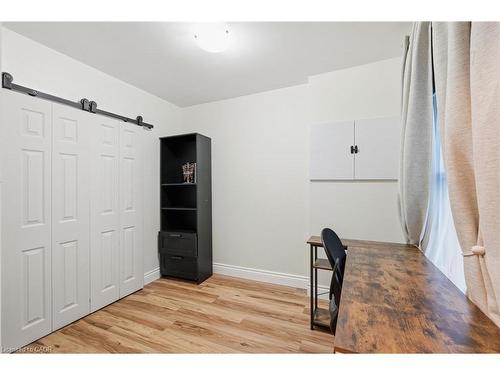 80 Province Street N, Hamilton, ON - Indoor Photo Showing Other Room