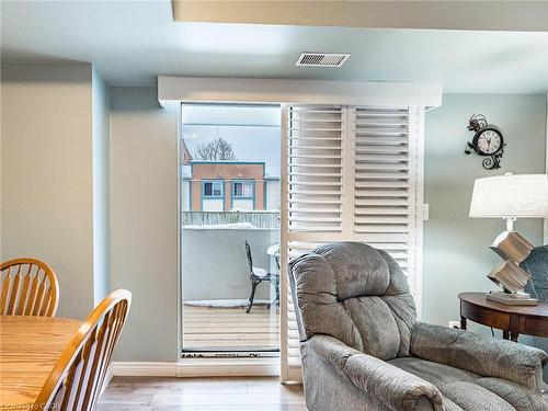 3267 King Street, Kitchener, ON - Indoor