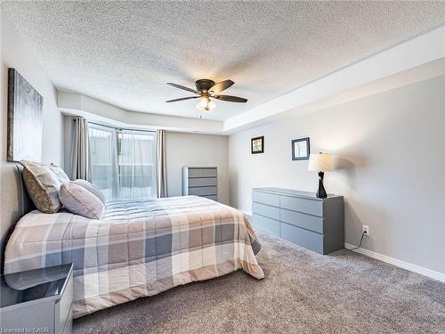 3267 King Street, Kitchener, ON - Indoor Photo Showing Bedroom