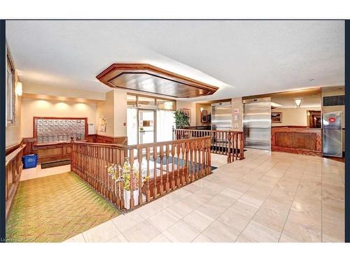 3267 King Street, Kitchener, ON - Indoor Photo Showing Other Room