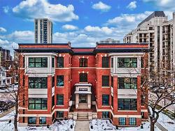 LL03-100 Charlton Avenue W Hamilton, ON L8P 2C3