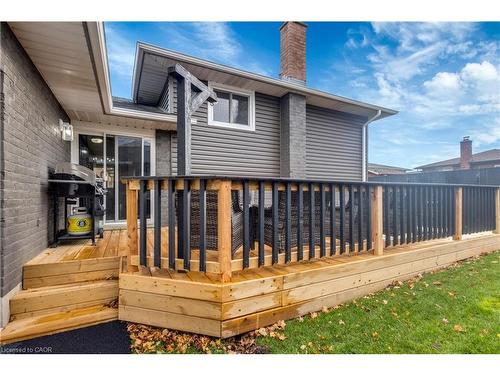 67 West Acres Crescent, Kitchener, ON - Outdoor With Deck Patio Veranda