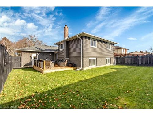 67 West Acres Crescent, Kitchener, ON - Outdoor With Backyard With Exterior