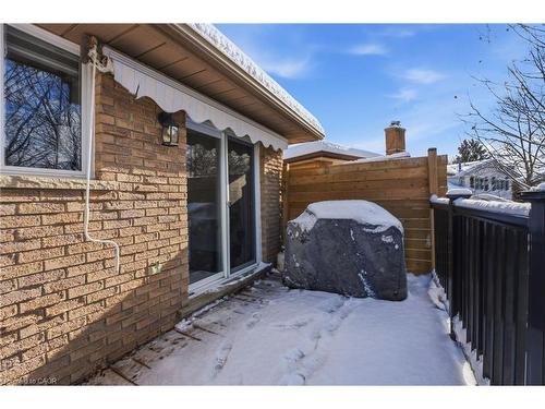 627 Pineridge Road, Waterloo, ON - Outdoor With Exterior