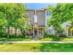 63-1489 Heritage Way  Oakville, ON L6M 4M7