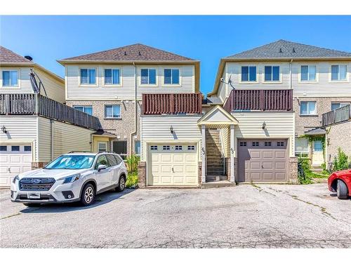 63-1489 Heritage Way, Oakville, ON - Outdoor