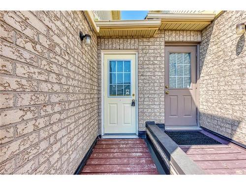 63-1489 Heritage Way, Oakville, ON - Outdoor With Exterior