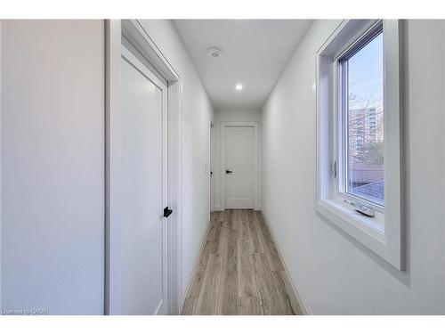 8 Devonport Street, Hamilton, ON - Indoor Photo Showing Other Room