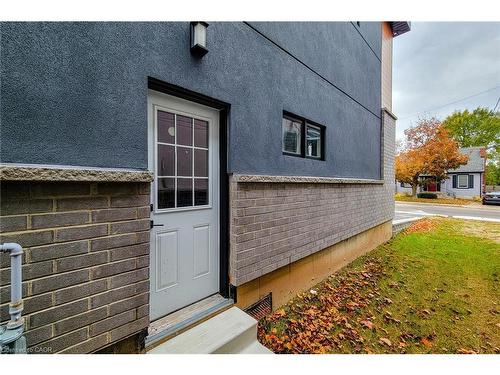 8 Devonport Street, Hamilton, ON - Outdoor With Exterior