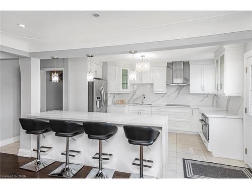 33 Alderney Avenue, Hamilton, ON - Indoor Photo Showing Kitchen With Upgraded Kitchen