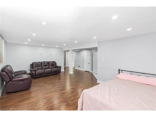 33 Alderney Avenue, Hamilton, ON - Indoor