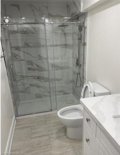 2-259 Penny Lane, Hamilton, ON - Indoor Photo Showing Bathroom