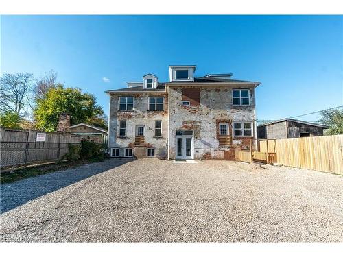 2-107 Victoria Avenue N, Hamilton, ON - Outdoor