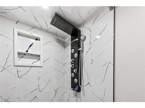 257 Broadway Avenue, Hamilton, ON - Indoor Photo Showing Other Room