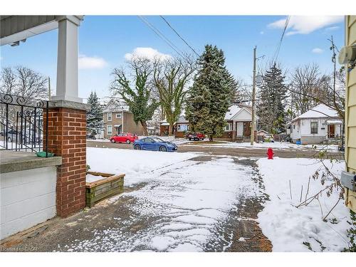 257 Broadway Avenue, Hamilton, ON - Outdoor