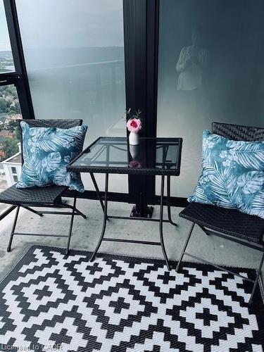 2203-15 Queen Street S, Hamilton, ON - Indoor Photo Showing Bedroom