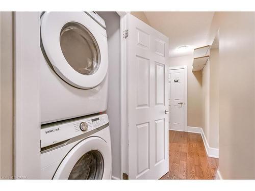 14-25 Mountwood Avenue, Hamilton, ON - Indoor Photo Showing Laundry Room