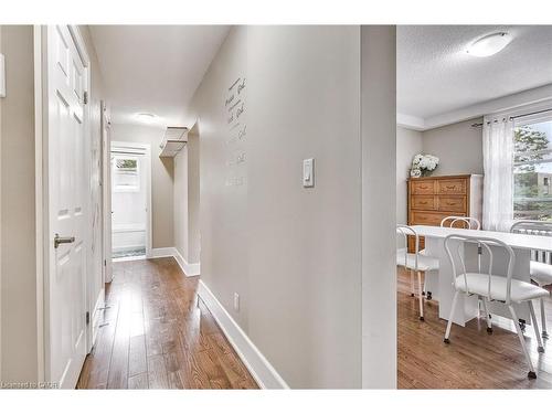 14-25 Mountwood Avenue, Hamilton, ON - Indoor Photo Showing Other Room