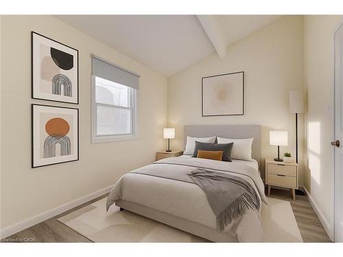 284 Westcourt Place, Waterloo, ON - Indoor Photo Showing Bedroom