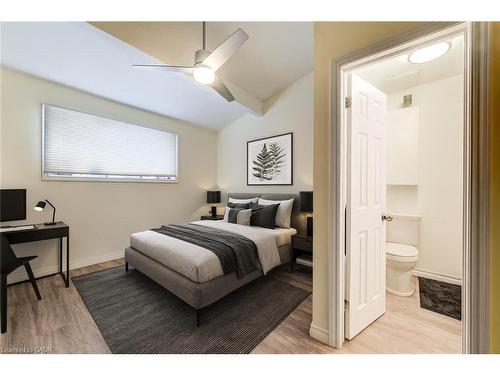 284 Westcourt Place, Waterloo, ON - Indoor Photo Showing Bedroom