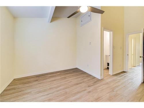 284 Westcourt Place, Waterloo, ON - Indoor Photo Showing Other Room