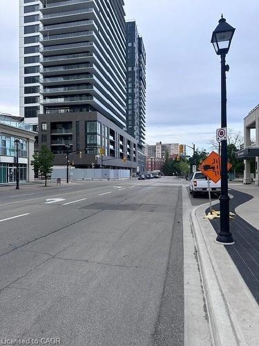 108-2060 Lakeshore Road, Burlington, ON 