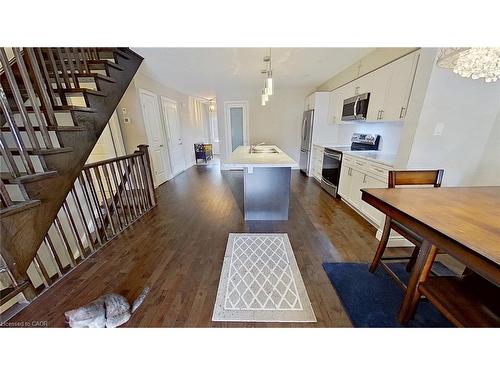 5-1 Chamberlain Avenue, Ingersoll, ON - Indoor Photo Showing Other Room