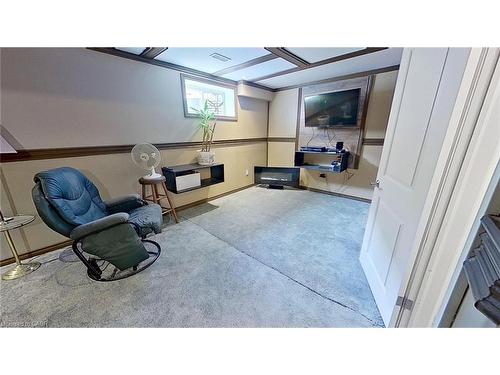 5-1 Chamberlain Avenue, Ingersoll, ON - Outdoor With Exterior