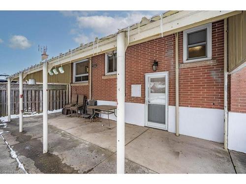 426 East 37Th Street, Hamilton, ON - Outdoor With Exterior