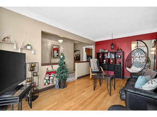 426 East 37Th Street, Hamilton, ON - Indoor