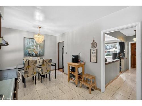 426 East 37Th Street, Hamilton, ON - Indoor Photo Showing Other Room