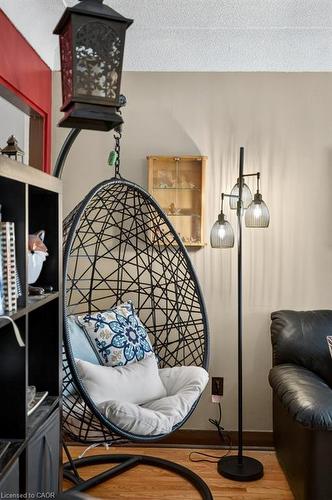 426 East 37Th Street, Hamilton, ON - Indoor Photo Showing Other Room