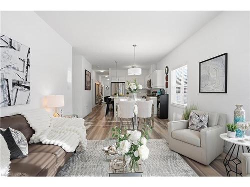22 South Coast Circle, Crystal Beach, ON - Indoor Photo Showing Living Room