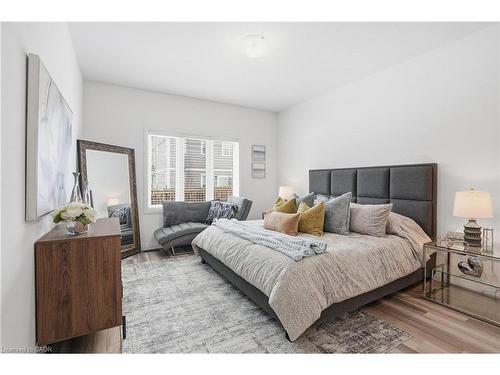 22 South Coast Circle, Crystal Beach, ON - Indoor Photo Showing Bedroom