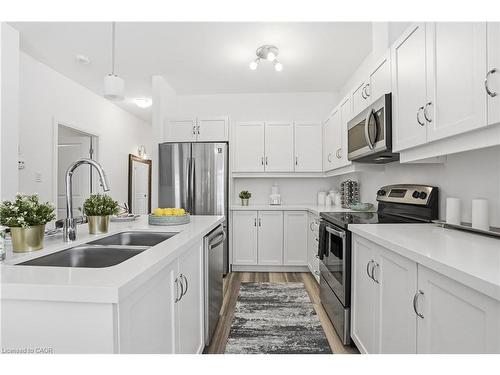 22 South Coast Circle, Crystal Beach, ON - Indoor Photo Showing Kitchen With Double Sink With Upgraded Kitchen
