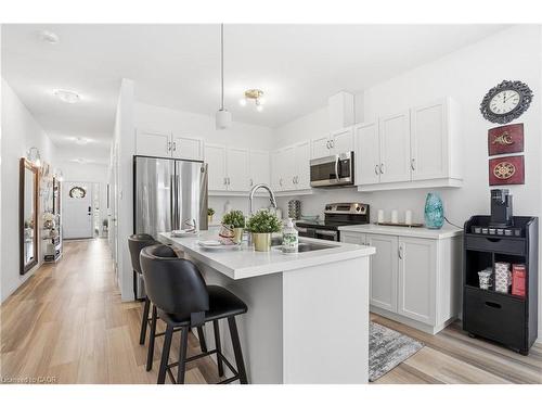 22 South Coast Circle, Crystal Beach, ON - Indoor Photo Showing Kitchen With Upgraded Kitchen