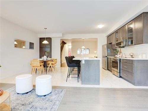 100-166 Deerpath Drive, Guelph, ON - Indoor