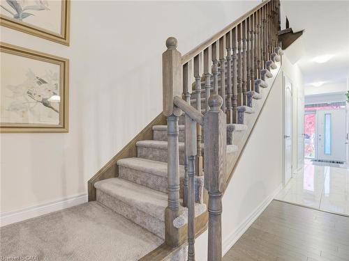 100-166 Deerpath Drive, Guelph, ON - Indoor Photo Showing Other Room