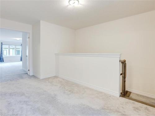 100-166 Deerpath Drive, Guelph, ON - Indoor Photo Showing Other Room